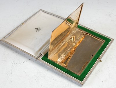 Lot 672 - A 9ct gold cigarette case, Asprey, London,...