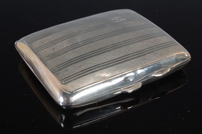 Lot 185 - A Birmingham silver cigarette case, 2 troy ozs.