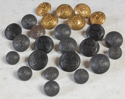 Lot 278 - A collection of assorted vintage buttons to...