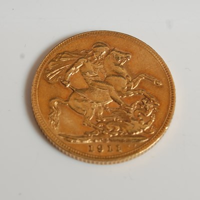 Lot 343 - A George V gold sovereign, dated 1911.