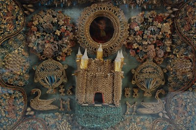 Lot 274 - An antique Quillwork diorama, bearing date...