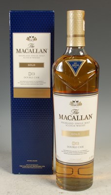 Lot 398 - A boxed bottle of The Macallan Highland single...