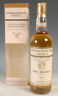 Lot 421 - A boxed bottle of Connoisseur's Choice...