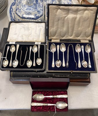 Lot 514 - Six cased sets of assorted cutlery and flatware.