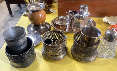 Lot 531 - A collection of assorted EP ware.