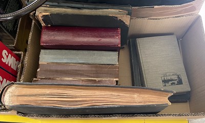 Lot 664 - A box of assorted vintage photograph albums.