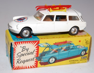 Lot 74 - A vintage boxed Corgi Toys Citroen Safari...