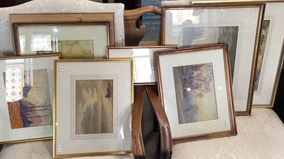 Lot 939 - A collection of nine assorted decorative...
