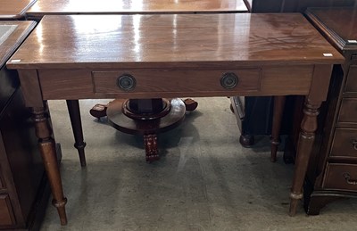 Lot 969 - An early 20th century mahogany side table, the...