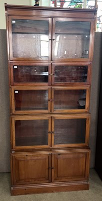 Lot 991 - An early 20th century mahogany five sectional...