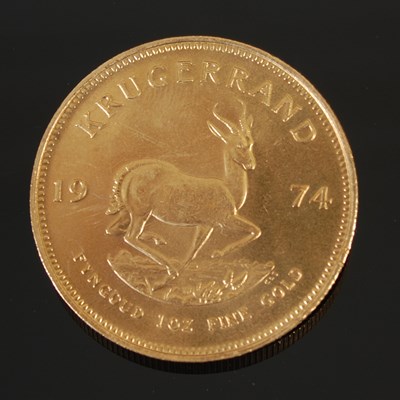 Lot 90H - A South African gold Krugerrand, dated 1974.