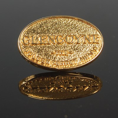 Lot 42 - A 9ct gold Glengoyne Golden Ferret Award golf...
