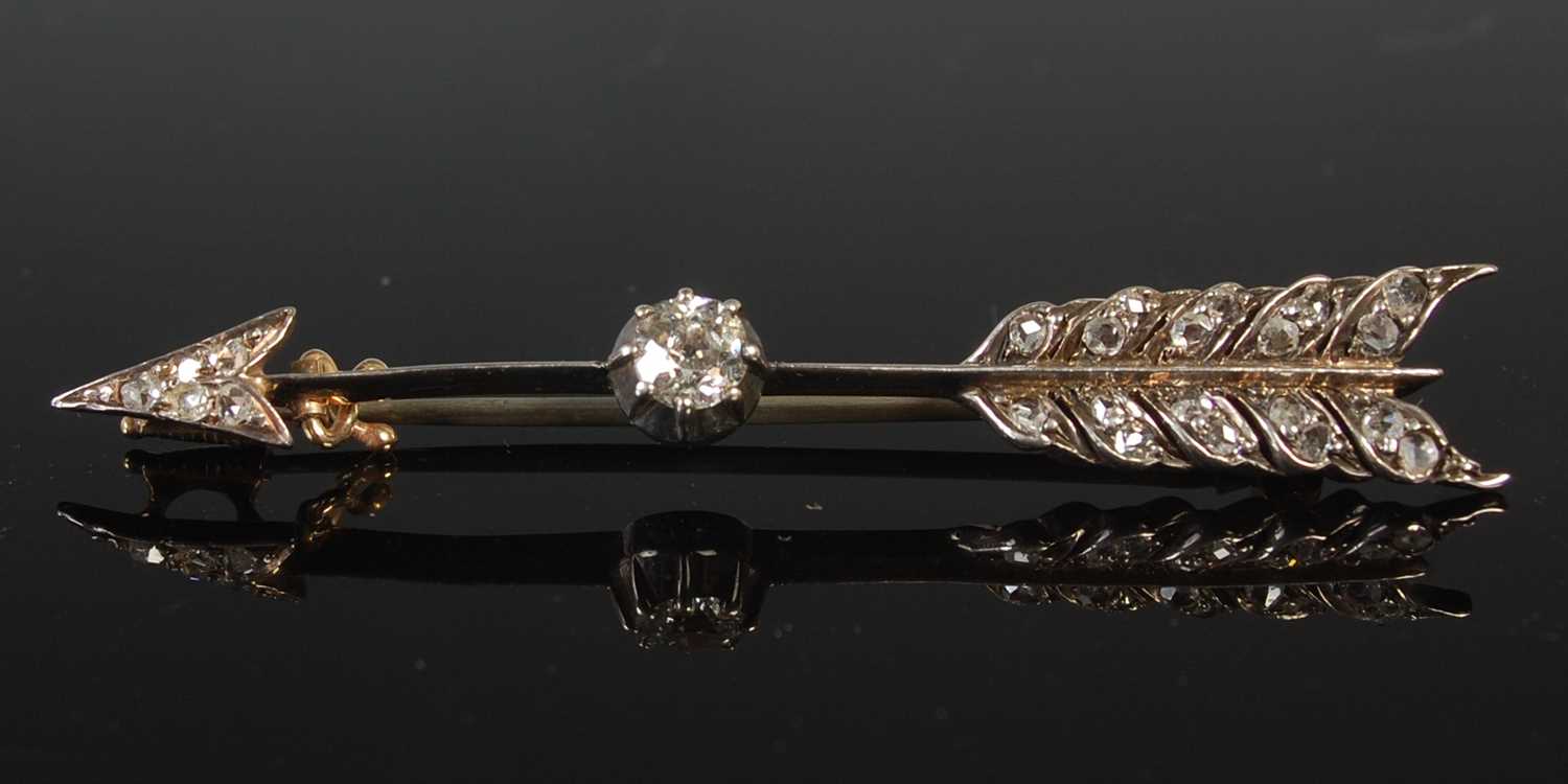 Lot 44 - A late 19th/ early 20th century white and...