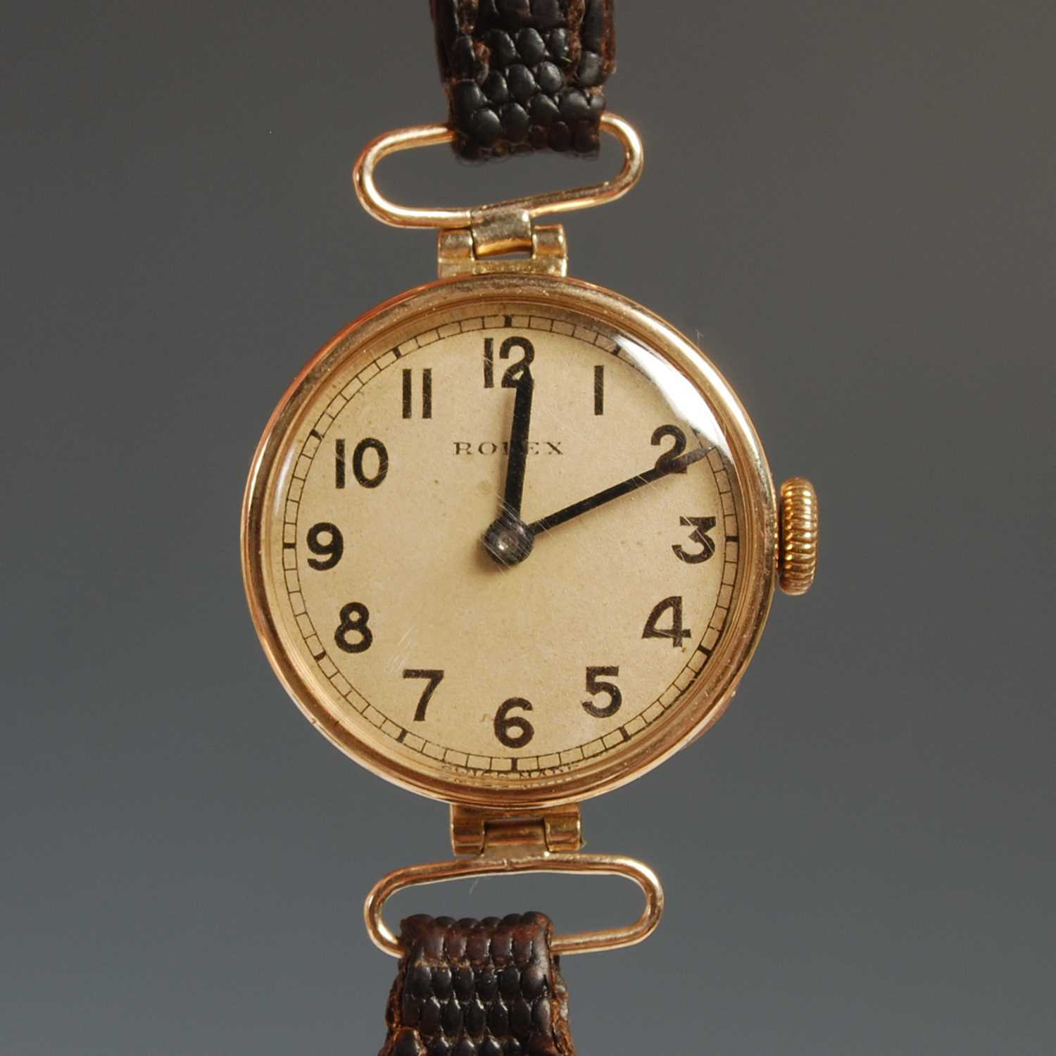 Lot 56 - A vintage ladies 9ct gold cased Rolex...