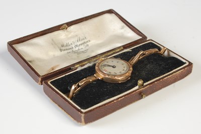 Lot 86 - A vintage 9ct gold cased ladies wristwatch...
