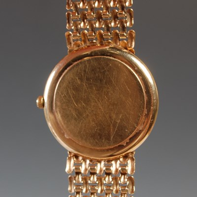 Lot 91 - A vintage gentlemans 9ct gold cased Sovereign...
