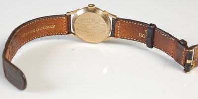 Lot 93 - A vintage gentlemans 9ct gold cased Rolex...