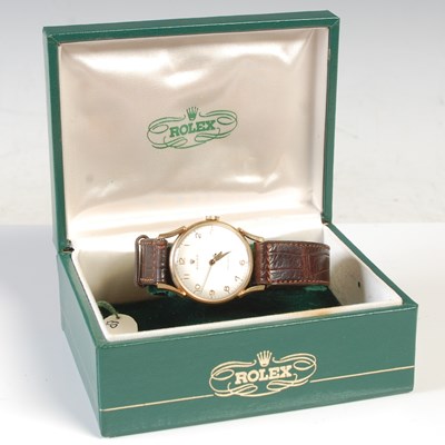 Lot 93 - A vintage gentlemans 9ct gold cased Rolex...
