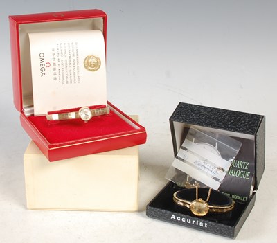 Lot 111 - A vintage 9ct gold Omega ladies wristwatch,...