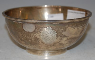 Lot 104 - A Sheffield silver footed bowl, 5.6 troy ozs