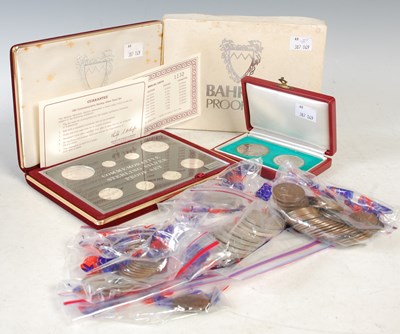 Lot 255 - A box of assorted coins to include a Bahrain...