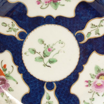Lot 288 - A pair of 18th century Worcester blue scale...