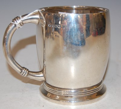 Lot 109 - A Sheffield silver tankard of plain form with...