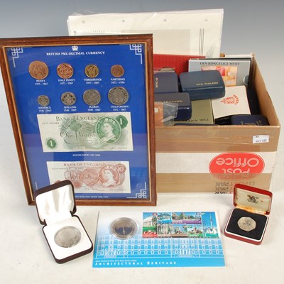 Lot 322 - A large collection of New Zealand interest...