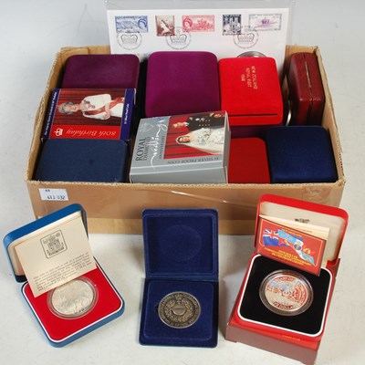 Lot 334 - A collection of assorted Royal Commemorative...