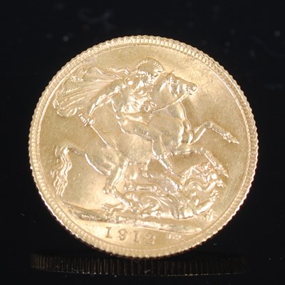 Lot 315 - A George V gold sovereign, dated 1912.