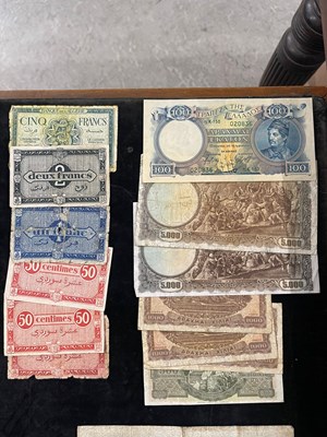 Lot 270 - A collection of early to mid 20th century...