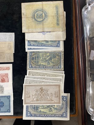 Lot 270 - A collection of early to mid 20th century...