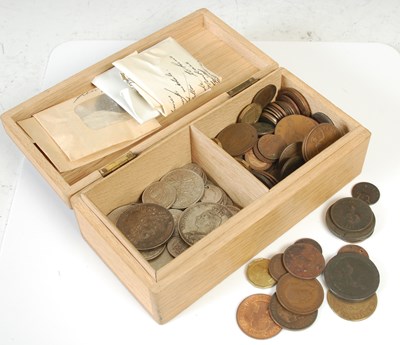 Lot 347C - A wooden box containing a collection of...