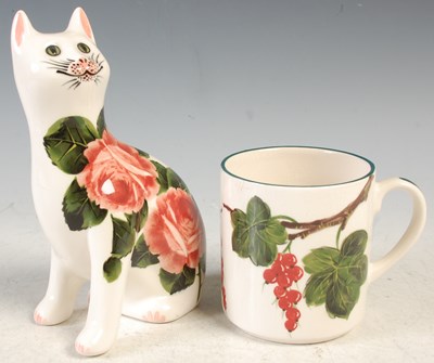 Lot 7 - A Griselda Hill pottery model of a cat,...