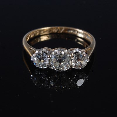 Lot 72 - An early to mid 20th century yellow and white...