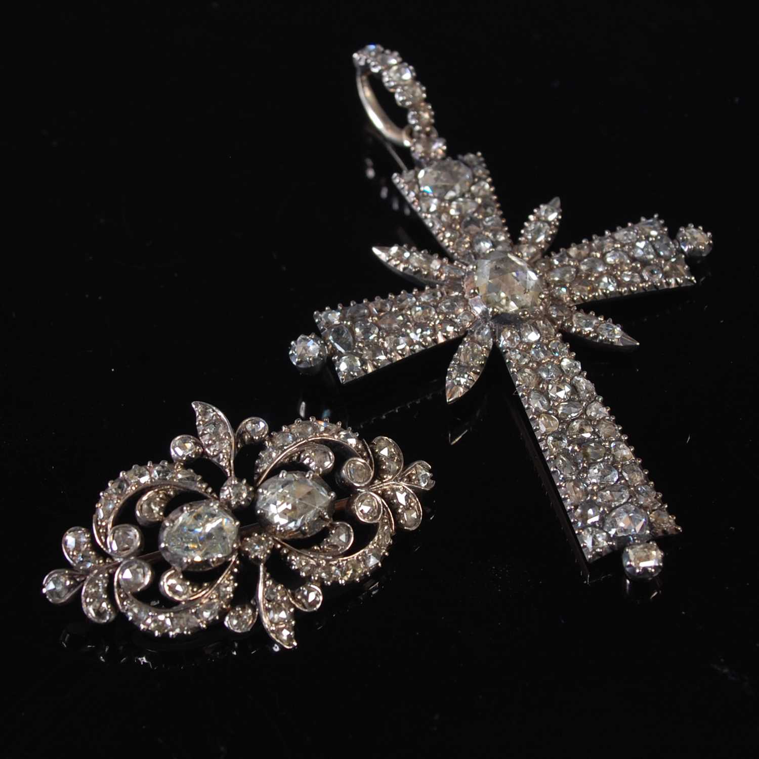 Lot 79 - A late 19th/ early 20th century white and...