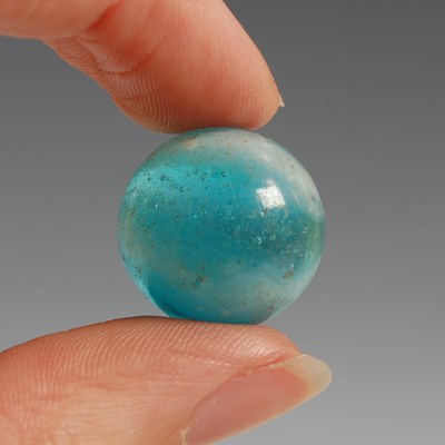 Lot 110 - A box of assorted vintage glass marbles, to...