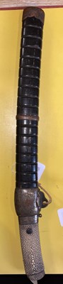 Lot 267 - A late 19th/ early 20th century Japanese Tanto,...