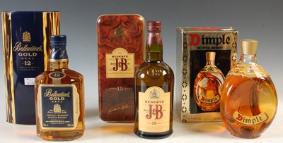 Lot 283 - Three boxed blended whiskies to include...