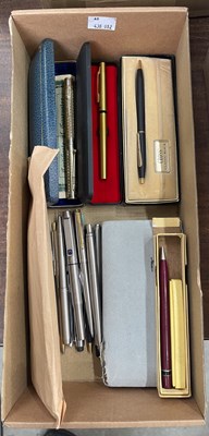 Lot 290 - A collection of assorted pens to include...