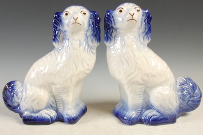 Lot 339 - A pair of Wood blue and white pottery King...