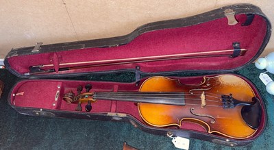 Lot 370 - An early 20th century violin, inscribed on...