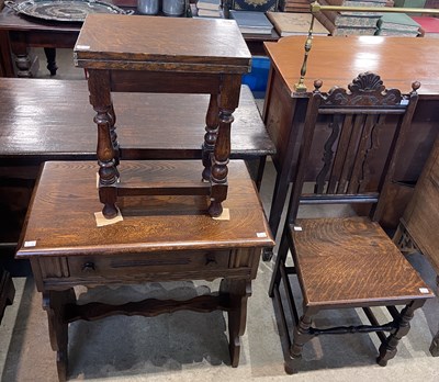Lot 548 - A group of oak furniture to include side table...