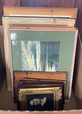 Lot 565A - A box of assorted decorative pictures and...