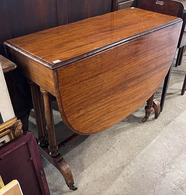 Lot 586 - A late 19th/ early 20th century mahogany...