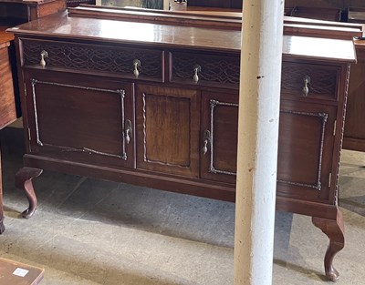 Lot 596 - An early 20th century mahogany sideboard, the...