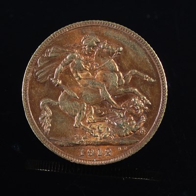Lot 239 - A George V gold sovereign dated 1912.