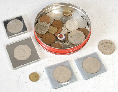 Lot 204K - A box of assorted crowns and coins.