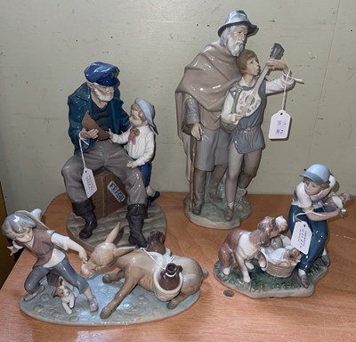 Lot 423A - A group of four assorted Lladro figure groups.