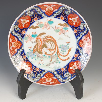 Lot 405 - A Japanese Imari porcelain dish, late...